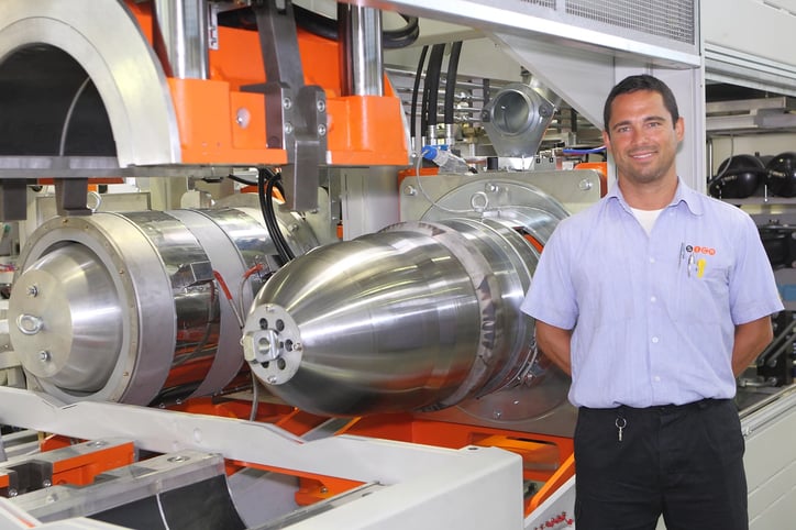 Pipe belling machine